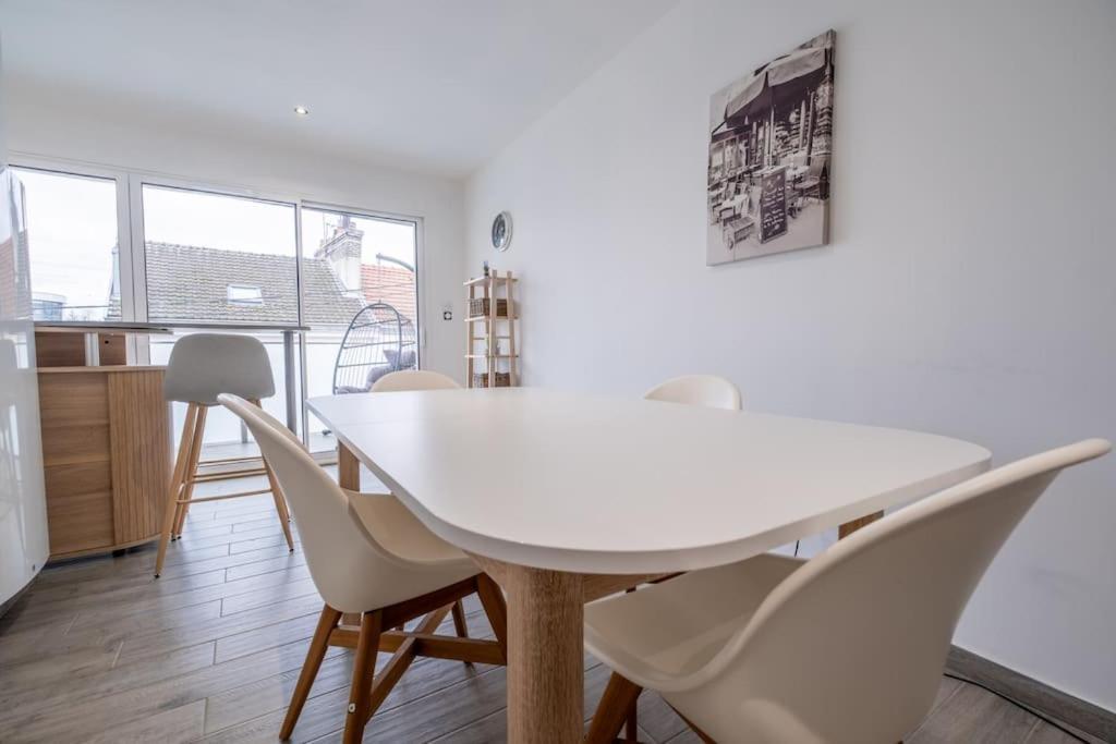 Appartement Le Trianon - Parking Prive à Reims Extérieur photo