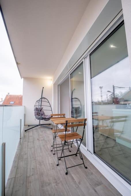 Appartement Le Trianon - Parking Prive à Reims Extérieur photo