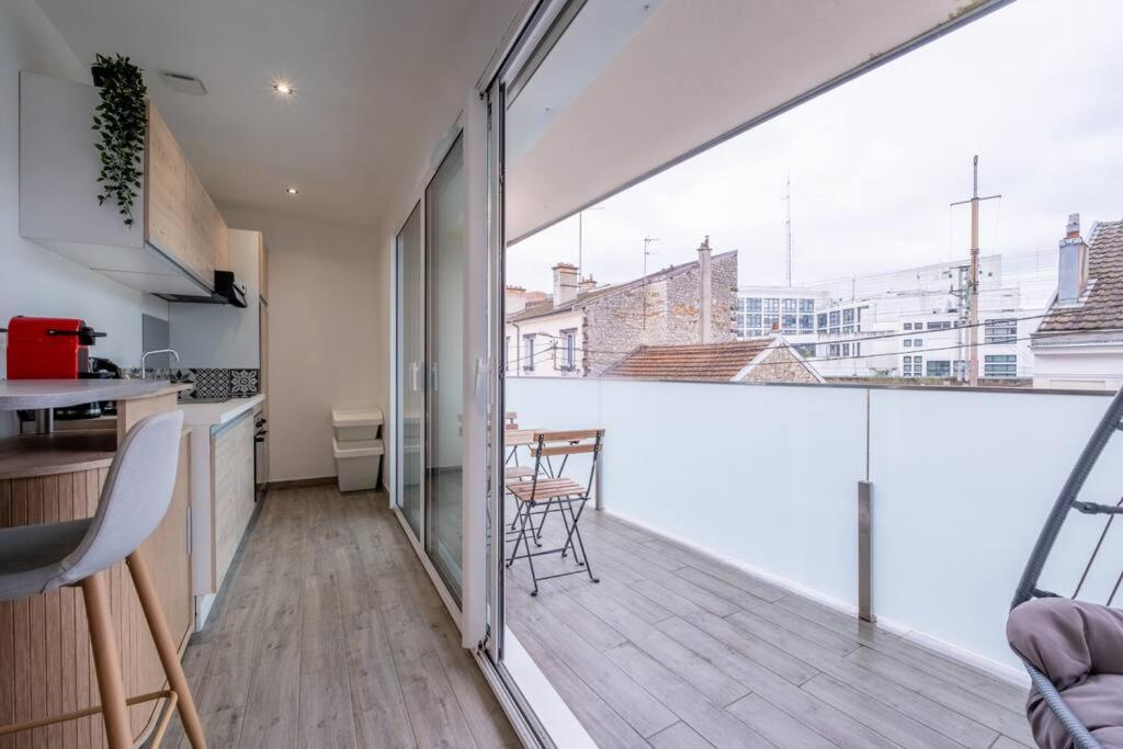 Appartement Le Trianon - Parking Prive à Reims Extérieur photo