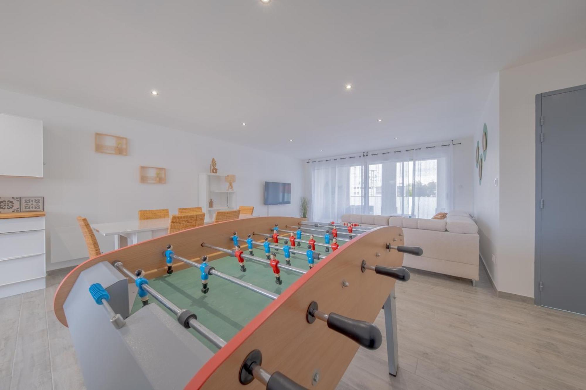 Appartement Le Trianon - Parking Prive à Reims Extérieur photo