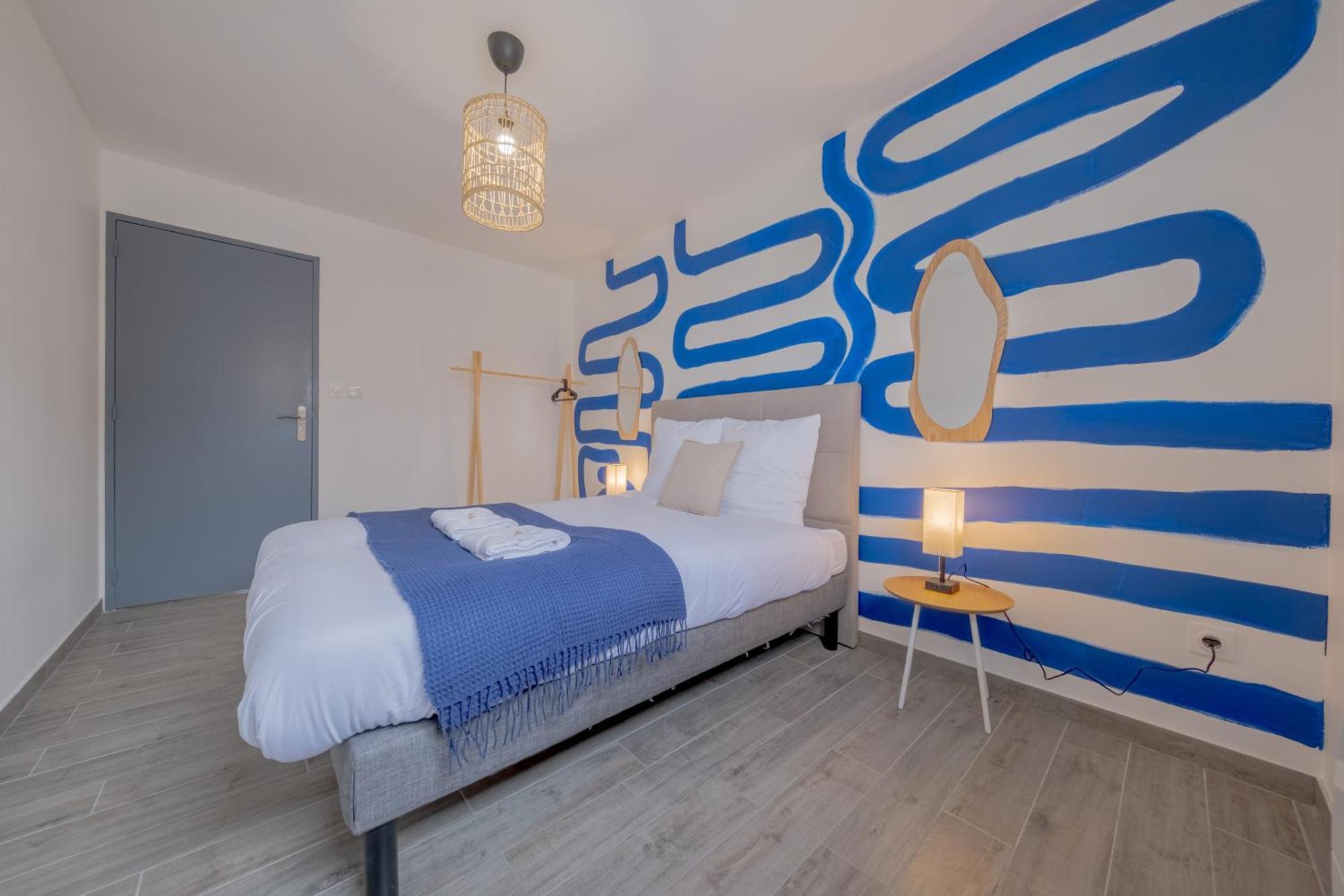 Appartement Le Trianon - Parking Prive à Reims Extérieur photo